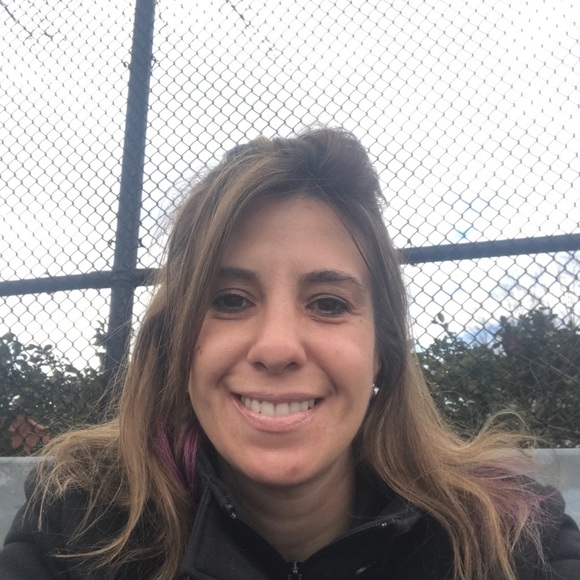 Meet your Posher, Jessica - Picture 2 of 2